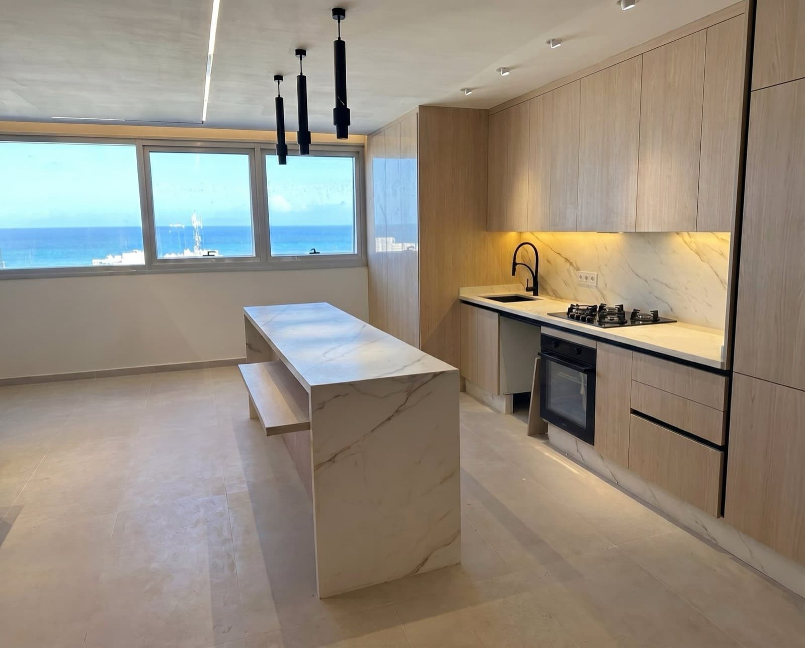 Cuisine équipée sur mesure à Tanger 8 — Bab Lamaalam